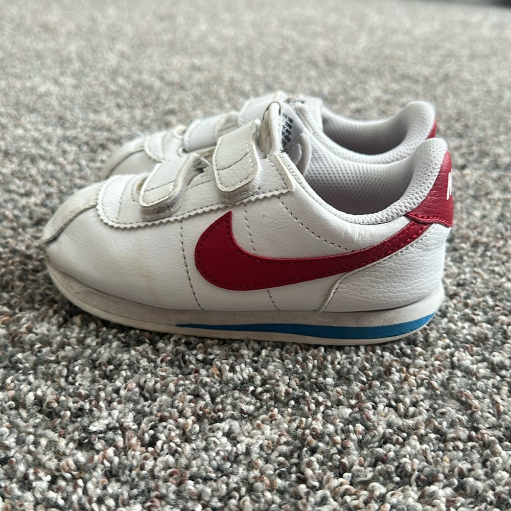 Red white and blue Nikes. Unisex! Size 8c